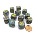 Chessex 16mm d6 with pips Dice Blocks (12 Dice) - Festive...