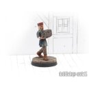 Townsfolk Miniatures - Servant With Treasure Chest